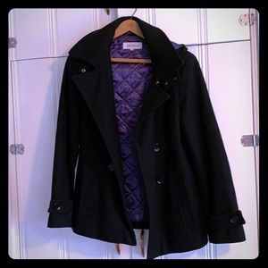 Calvin Klein coat. Black wool. Size 10.